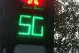 下午好呀! 本人想讨教大家一个.NET问题,关于红路灯倒计时的数字图案显示问题